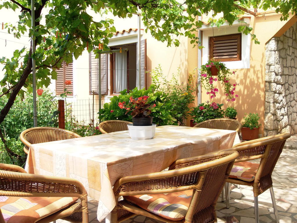 Apartments Beba مالي لوشينغْ الغرفة الصورة