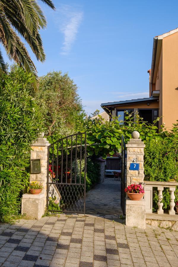 Apartments Beba مالي لوشينغْ المظهر الخارجي الصورة